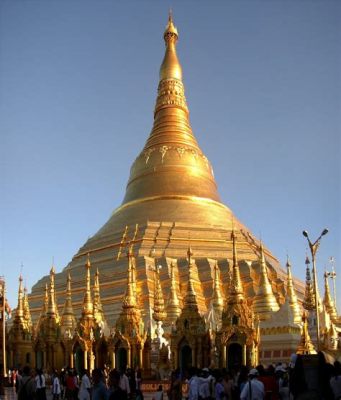 L’Antichissima Pagoda della Luce Eterna: Un Viaggio nel Tempo e nella Spiritualità!